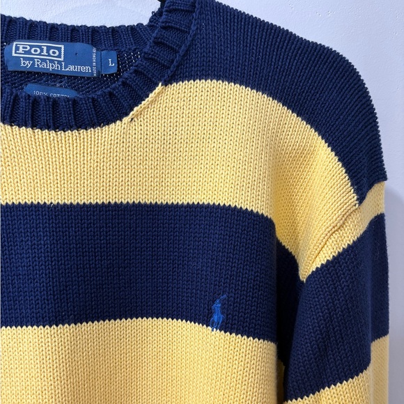 • Polo Ralph Lauren Sweater • - Picture 4 of 4